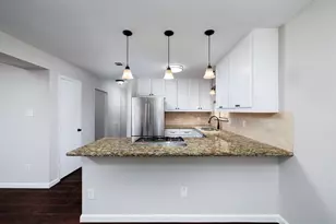 1 Ground Brier Ct, The Woodlands, TX 77381 - Photo 11