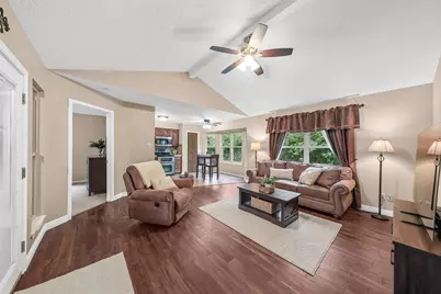 5520 Henley Street, Santa Fe, TX 77510 - Photo 9