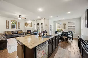 13124 Morning Villa Dr, Texas City, TX 77568 - Photo 7