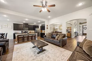 13124 Morning Villa Dr, Texas City, TX 77568 - Photo 5