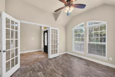 6302 Falling Briar Lane, Sugar Land, TX 77479 - Photo 7