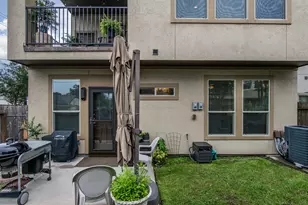 10602 Enclave Shadows Ct, Houston, TX 77043 - Photo 37