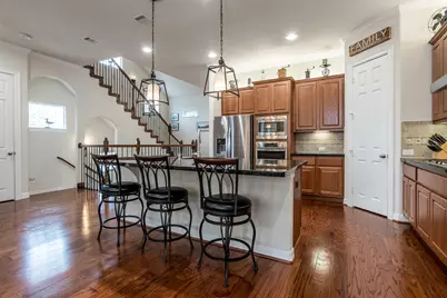 10602 Enclave Shadows Court, Houston, TX 77043 - Photo 21