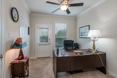 10602 Enclave Shadows Court, Houston, TX 77043 - Photo 15