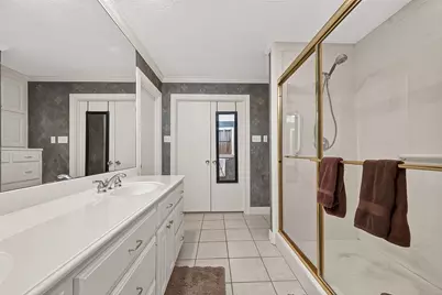 31 Champions Colony E, Houston, TX 77069 - Photo 23