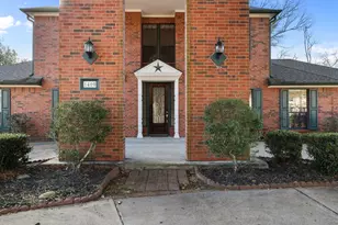 1400 Oak Hollow Dr, Dickinson, TX 77539 - Photo 5