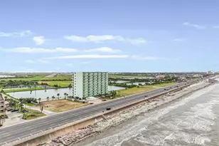 9420 Seawall Blvd, Galveston, TX 77554 - Photo 3