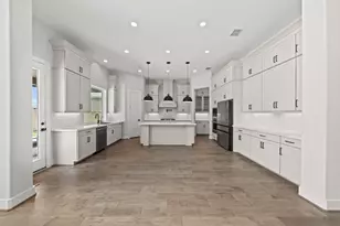 11118 Heartleaf Aster Way, Cypress, TX 77433 - Photo 9
