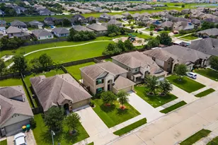 615 Liberty Pines Ln, La Marque, TX 77568 - Photo 21