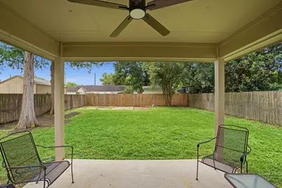 319 Moore Street, Tomball, TX 77375 - Photo 15