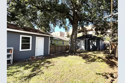 806 Caplin Street, Houston, TX 77022 - Photo 15
