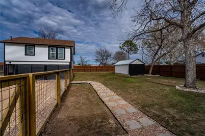 1413, 1415 Carroll Lane, La Grange, TX 78945 - Photo 19