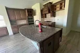 1721 Emma Pearl Ln, Little Elm, TX 75068 - Photo 9