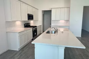 2510 Shallow Lk Ln, Iowa Colony, TX 77583 - Photo 15