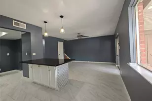 2252 Shadowdale Dr, Houston, TX 77043 - Photo 11