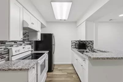 8801 Hammerly Boulevard #1709, Houston, TX 77080 - Photo 5