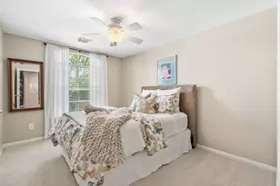 2 Harmony Arbor Ct, The Woodlands, TX 77382 - Photo 23
