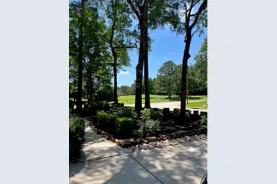 2 Harmony Arbor Court, The Woodlands, TX 77382 - Photo 5