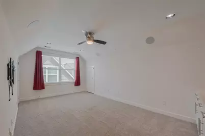 854 W 20th Street, Houston, TX 77008 - Photo 29