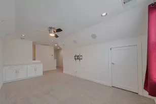 854 W 20th St, Houston, TX 77008 - Photo 31