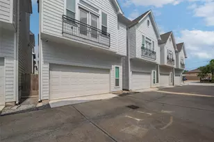 854 W 20th St, Houston, TX 77008 - Photo 3