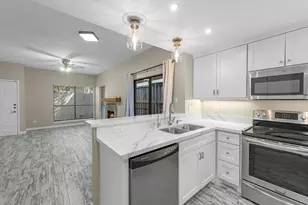 1829 Augusta Dr, Houston, TX 77057 - Photo 5