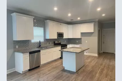 7033 Avenue E, Houston, TX 77011 - Photo 3