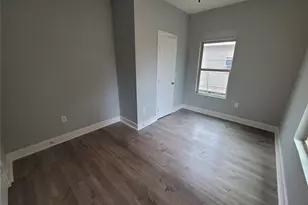 7033 Ave E, Houston, TX 77011 - Photo 9