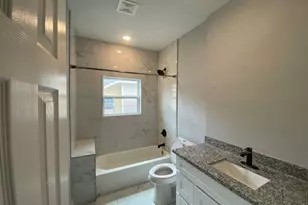 7033 Ave E, Houston, TX 77011 - Photo 11
