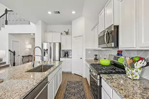 15014 Lake Shore Ave, Mont Belvieu, TX 77523 - Photo 19