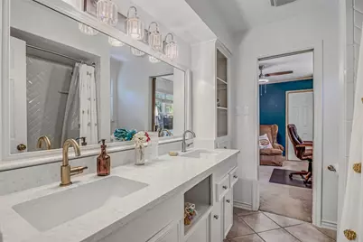 6411 Bayonne Drive, Spring, TX 77389 - Photo 19