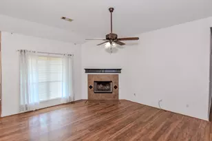 13570 Miller Ln, Willis, TX 77318 - Photo 7