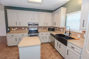 13570 Miller Ln, Willis, TX 77318 - Photo 5