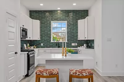 5604 Mulvey Street, Houston, TX 77020 - Photo 9