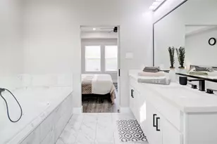 9305 Tower St, Houston, TX 77088 - Photo 25