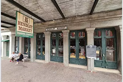 2010 Strand St #203, Galveston, TX 77550 - Photo 9