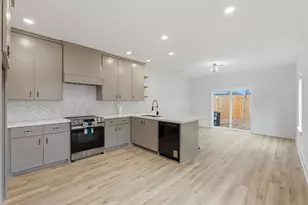 317 S 3rd St, La Porte, TX 77571 - Photo 5