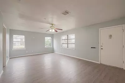 9302 Fairland Drive, Houston, TX 77051 - Photo 3