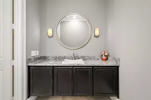 64 S Parkgate Cir, Shenandoah, TX 77381 - Photo 13