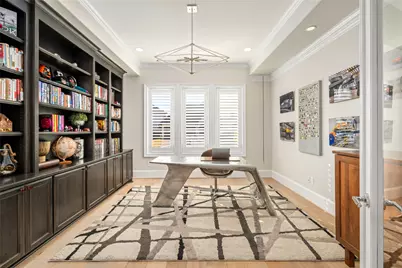 64 S Parkgate Circle, The Woodlands, TX 77381 - Photo 11