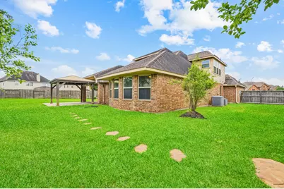 2411 Linden Bluff Court, Sugar Land, TX 77479 - Photo 49