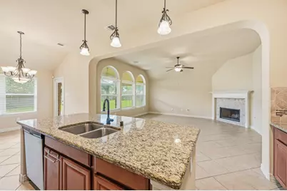 2411 Linden Bluff Court, Sugar Land, TX 77479 - Photo 19