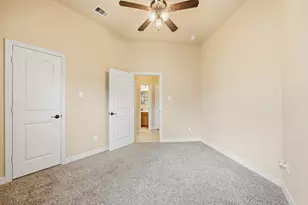 2411 Linden Bluff Ct, Sugar Land, TX 77479 - Photo 27