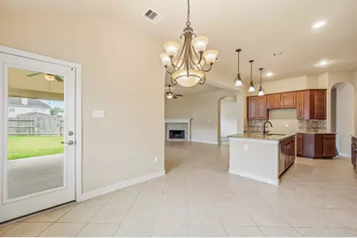 2411 Linden Bluff Court, Sugar Land, TX 77479 - Photo 17