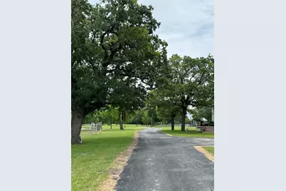 965 US Hwy 90, Flatonia, TX 78941 - Photo 7
