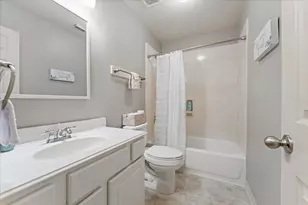 12943 Palm Leaf Ct, Houston, TX 77044 - Photo 15