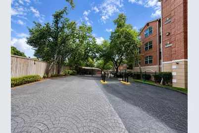 2100 Welch Street #C202, Houston, TX 77019 - Photo 31