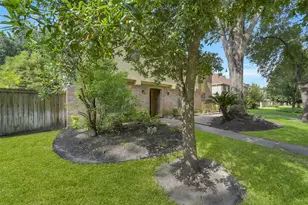 12803 Chriswood Dr, Cypress, TX 77429 - Photo 3