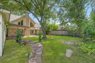 12803 Chriswood Dr, Cypress, TX 77429 - Photo 39