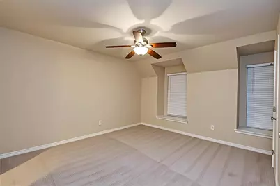 14703 Barryknoll Lane #18, Houston, TX 77079 - Photo 21